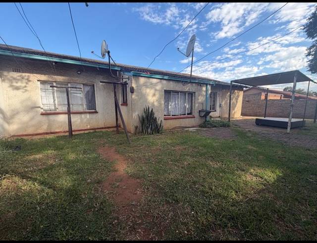 14 BEDROOM HOUSE FOR SALE IN VANDERBIJLPARK CW 2